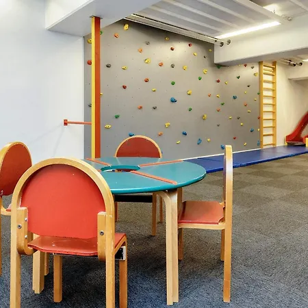 Liii Apartment *